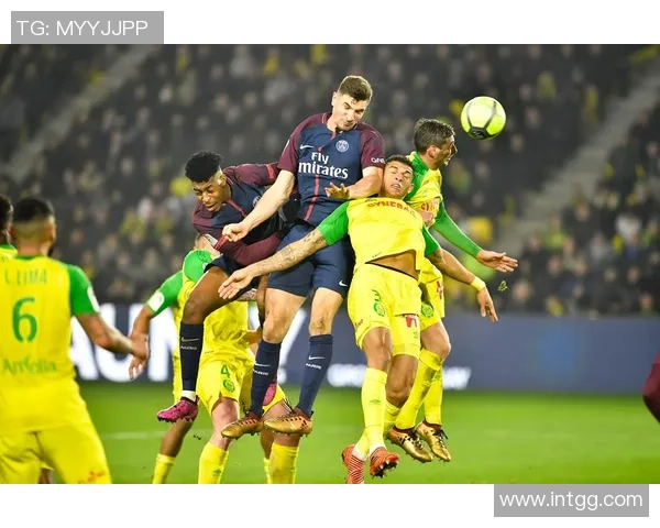 足总杯激战多特蒙德与巴黎圣日耳曼0比0平局精彩瞬间回顾